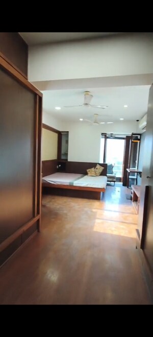 Living Room in 2.5 BHK Apartment at Lokhandwala Harmony, Worli – for Sale