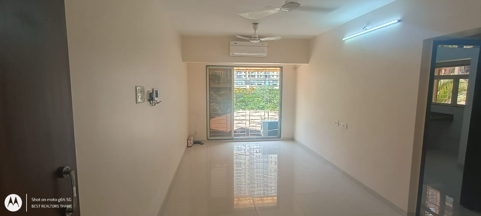 2 BHK Apartment For Rent in Himgiri Lokupvan Phase II CHS Ltd