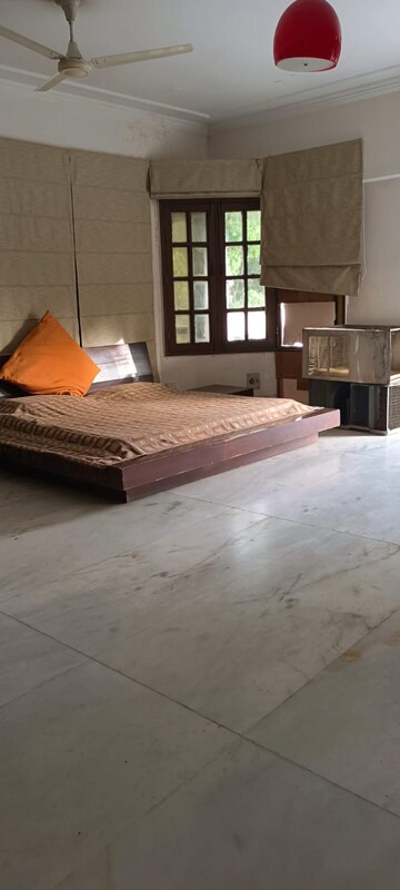 Bedroom in 6 BHK Villa at Saket – for Rent