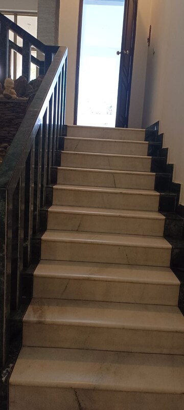 Staircase in 6 BHK Villa at Saket – for Rent