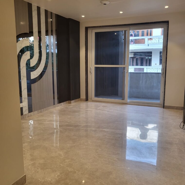 Room, dlf phase ii 3 Bedroom 215 Sq.Yd. Builder Floor In Dlf Phase ii Gurgaon 8732380