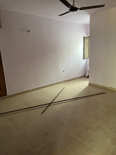 1 RkBuilder Floor For Rent in Sector 19