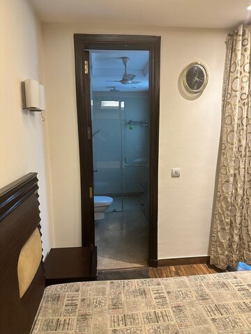 Building Lobby in 1 BHK Builder Floor at Panchsheel Enclave – for Rent