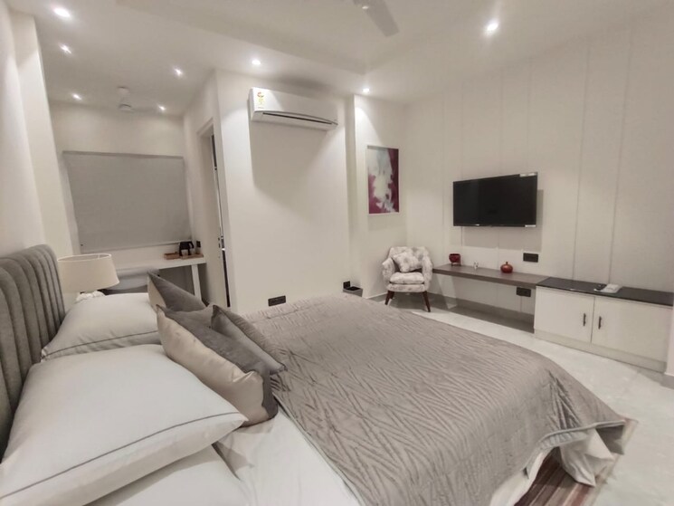 Master Bedroom, ansal-sushant-lok-i 4 Bedroom 3150 Sq.Ft. Villa In Sector 43 Gurgaon 8732393