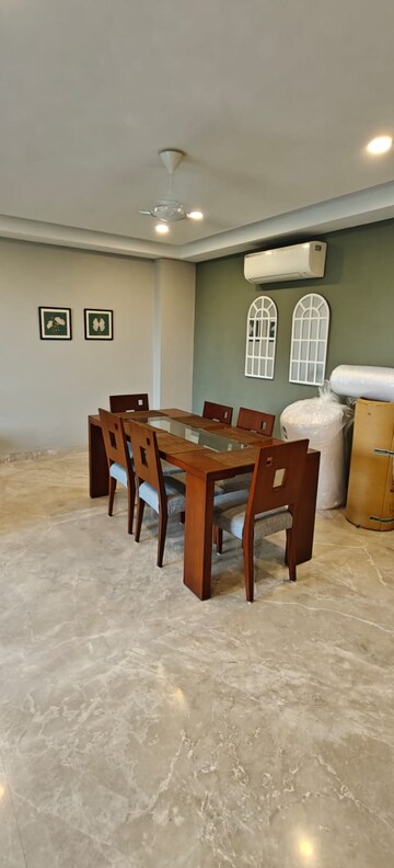 Living Room in 3 BHK Builder Floor at Defence Colony – for Rent
