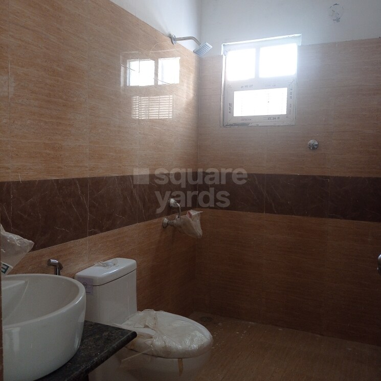 Bathroom, vrindavan society 2 Bedroom 770 Sq.Ft. Apartment In Vrindavan Society Thane 8732886
