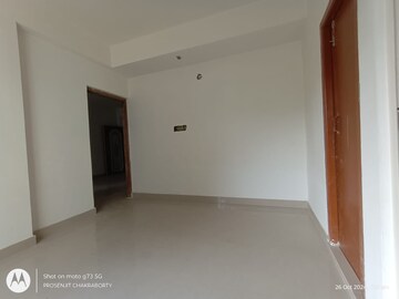 Room in 2 BHK Apartment at Barasat – for Sale