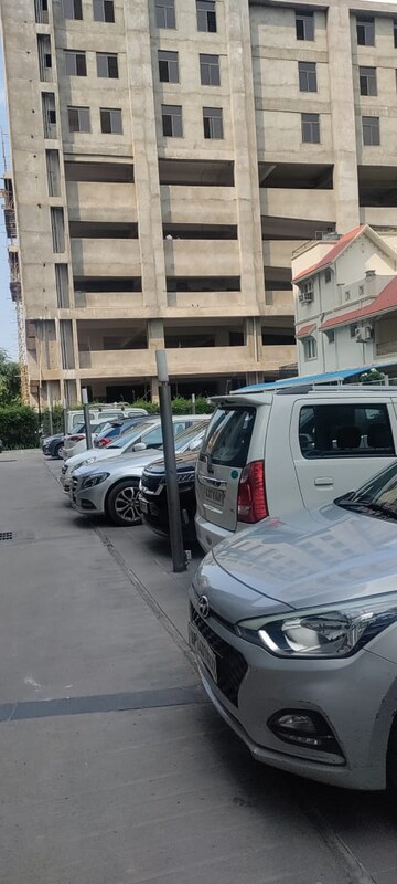  Office Space – Exterior View View at Goyal Infinity, Prahlad Nagar - for Rent