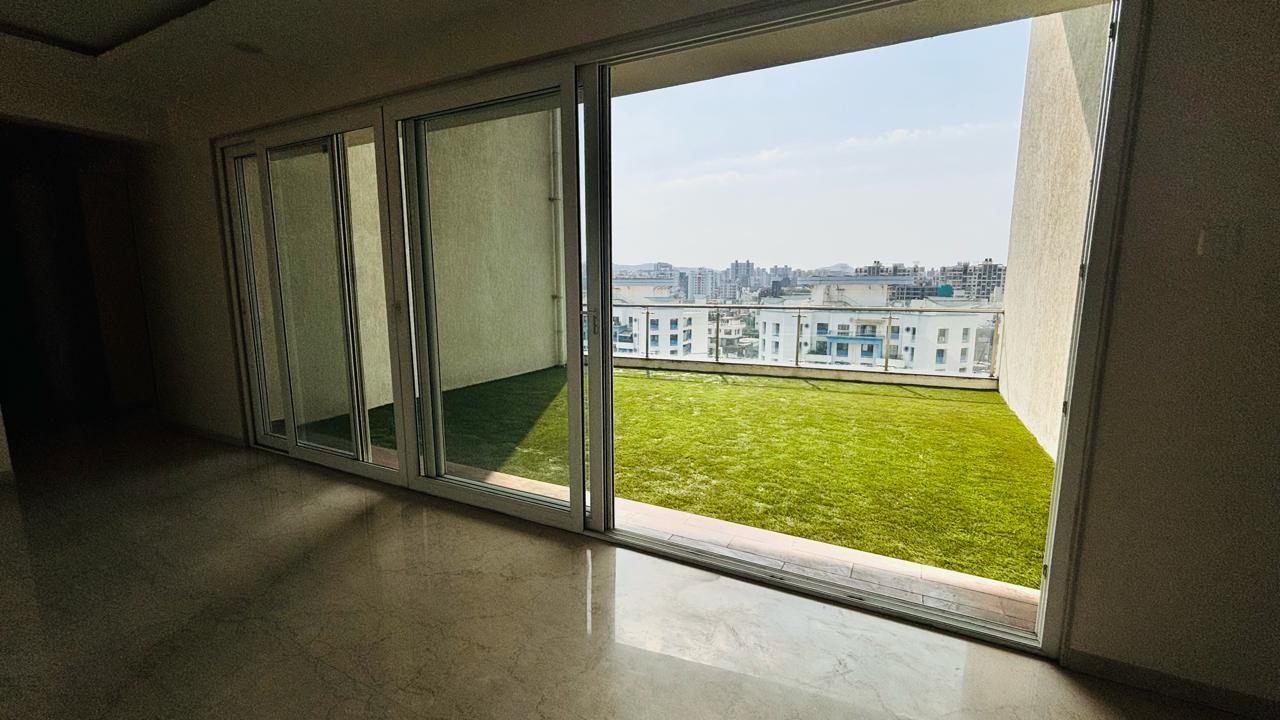 4 BHK + Servant Room Apartment For Rent in Manav Eternelle