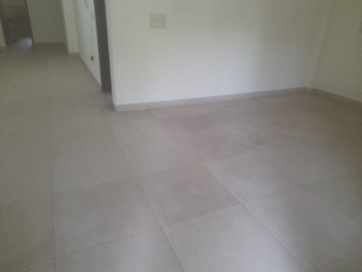 Room, east of kailash 3 Bedroom 1100 Sq.Ft. Builder Floor In East Of Kailash Delhi 8732570