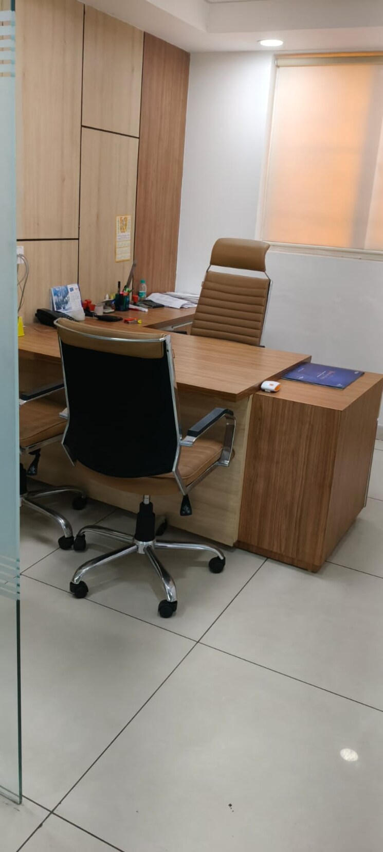 Team Area, sector 63 Commercial Office Space 1800 Sq.Ft. In Sector 63 Noida 8732410