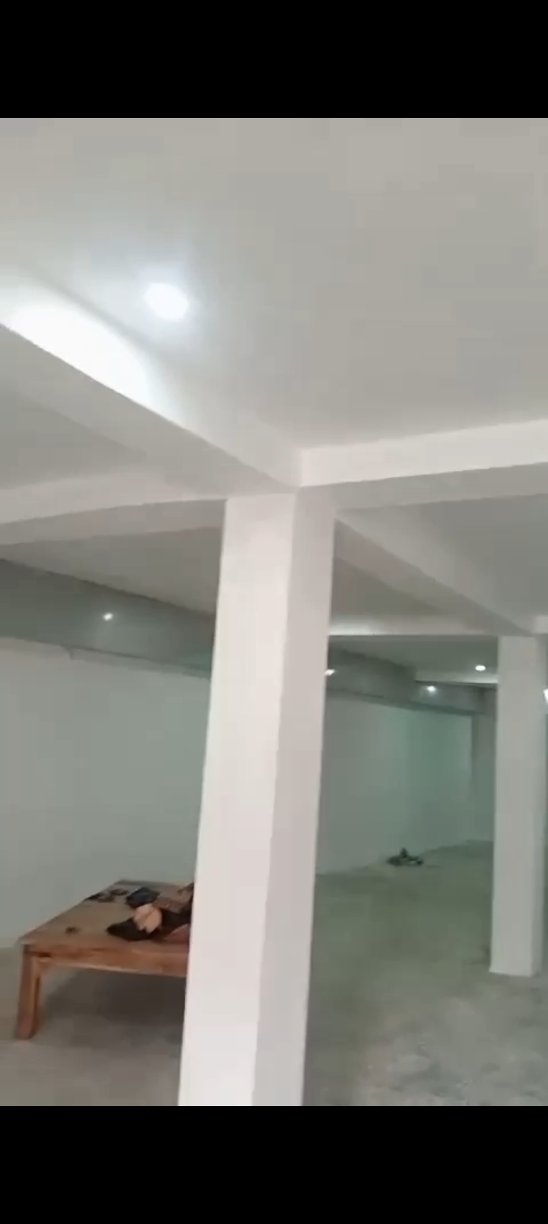 Showroom For Rent in Kcs Properties 