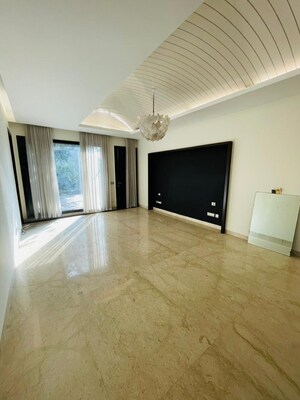 5 BHK Villa For Sale in Aerocity