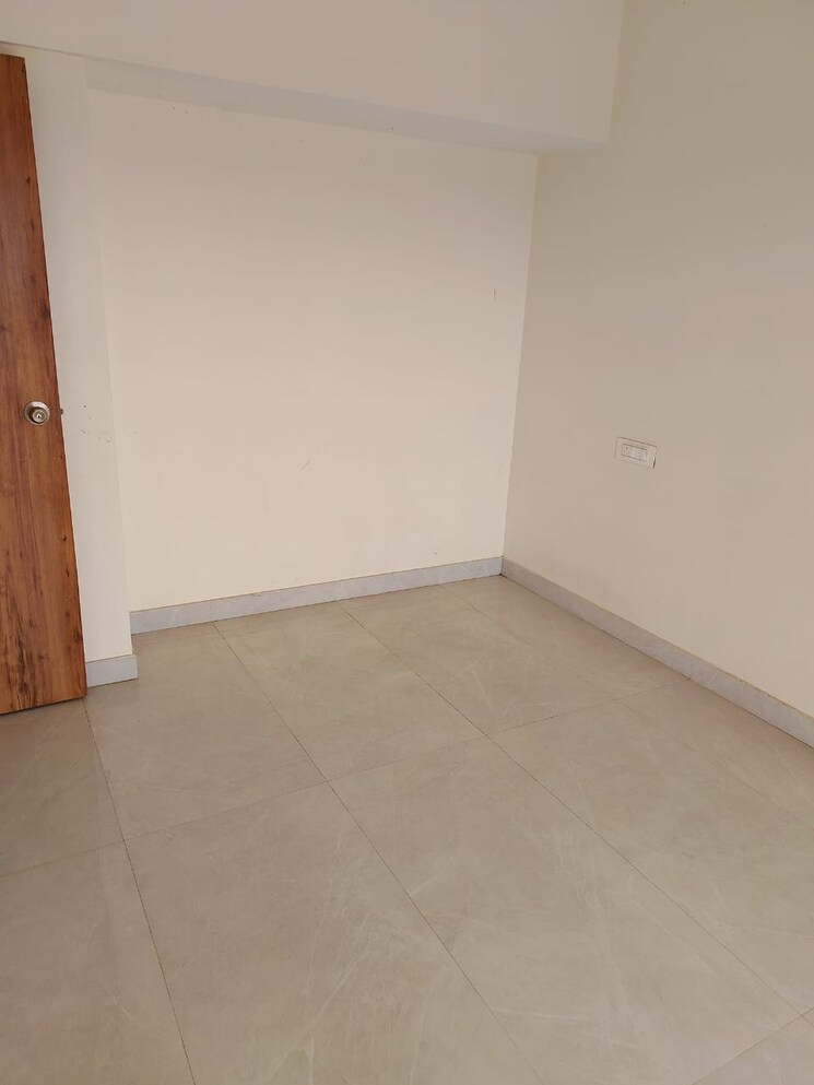 Room, vasai east 1 Bedroom 680 Sq.Ft. Builder Floor In Vasai East Palghar 8732637