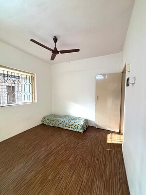 Room in 1 BHK Apartment at Vrindavan Society Thane West, Vrindavan Society – for Sale