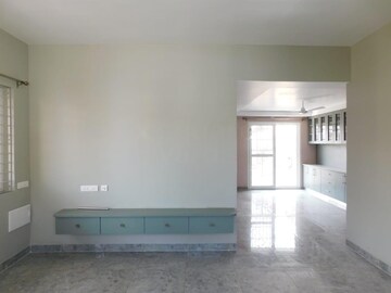 Room in 3 BHK Apartment at Standalone Building Miyapur, Miyapur – for Rent