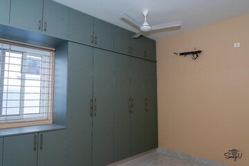 Room in 3 BHK Apartment at Standalone Building Miyapur, Miyapur – for Rent
