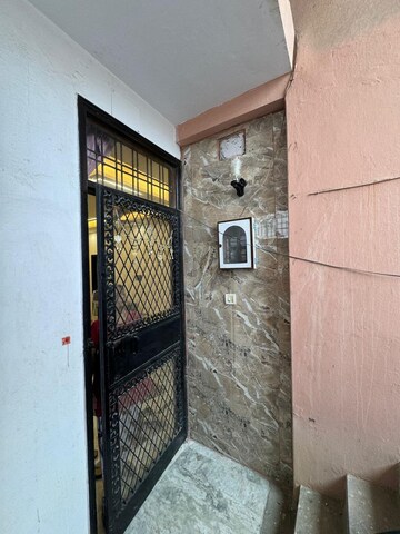 2 BHK Builder Floor – Exterior View View at Sector 37 - for Rent
