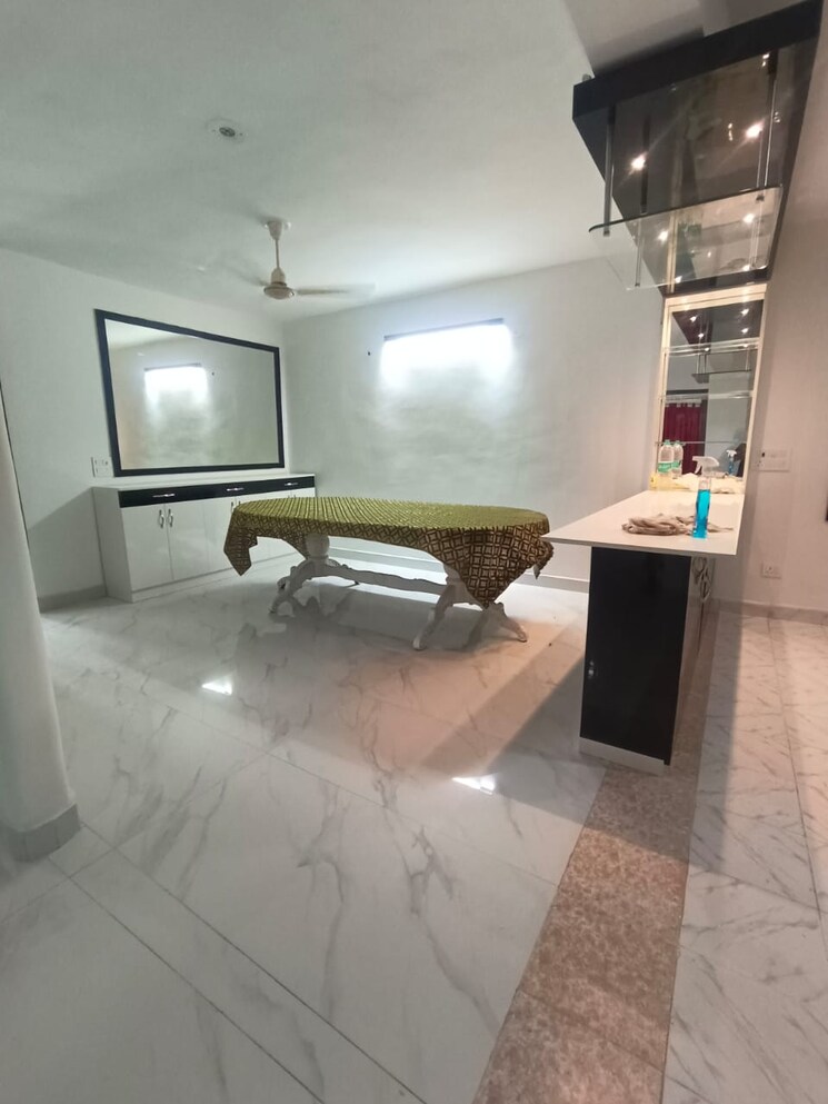 undefined, saket 3 Bedroom 1800 Sq.Ft. Builder Floor In Saket Delhi 8732674