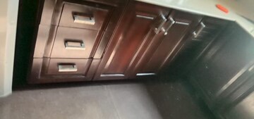 Furnished Amenities in 3 BHK Builder Floor at Boutique Residential Apartments N-136, Panchsheel Park – for Rent