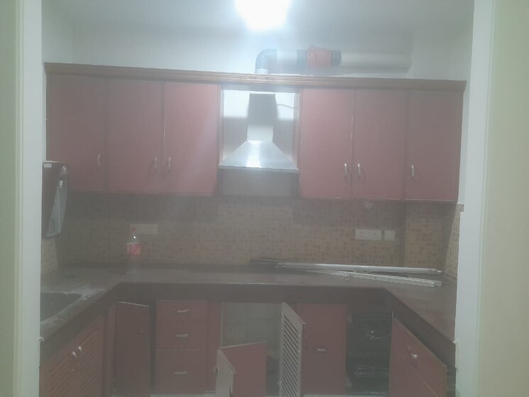 Kitchen, east of kailash 3 Bedroom 1100 Sq.Ft. Builder Floor In East Of Kailash Delhi 8732680