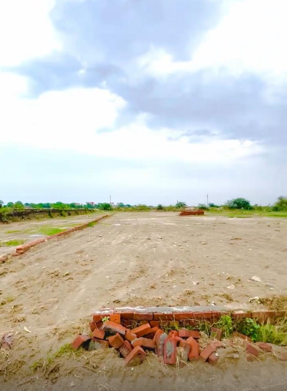 Plot For Sale in Axis Residency Dankaur