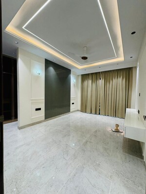 Kitchen in 3 BHK Builder Floor at Ansal API Esencia, Sector 67 – for Sale