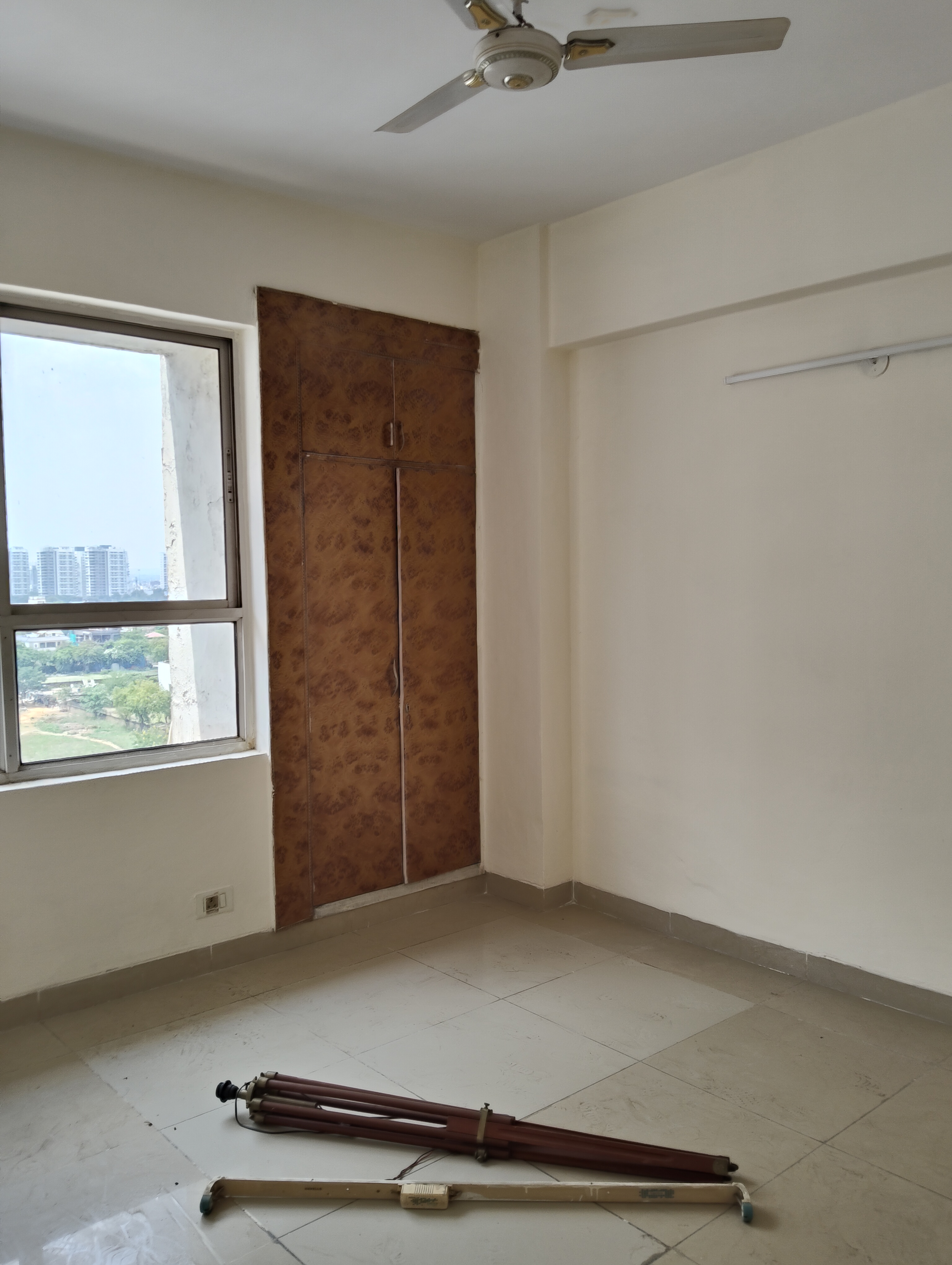 3 BHK Apartment For Rent in Eros Wembley Premium Tower