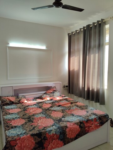 Bedroom in 1 BHK Apartment at Ansal Sushant Estate, Sector 52 – for Rent