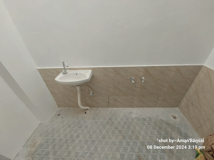 Bathroom, rai-enclave 2 Bedroom 885 Sq.Ft. Independent House In Deva Road Lucknow 8732894