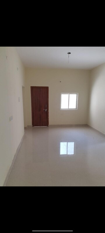 Room in 2 BHK Apartment at Sabza Glory Apartment, Hakimpet – for Rent