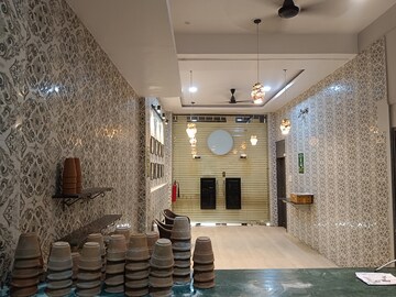  Shop For Rent in Gomti Nagar