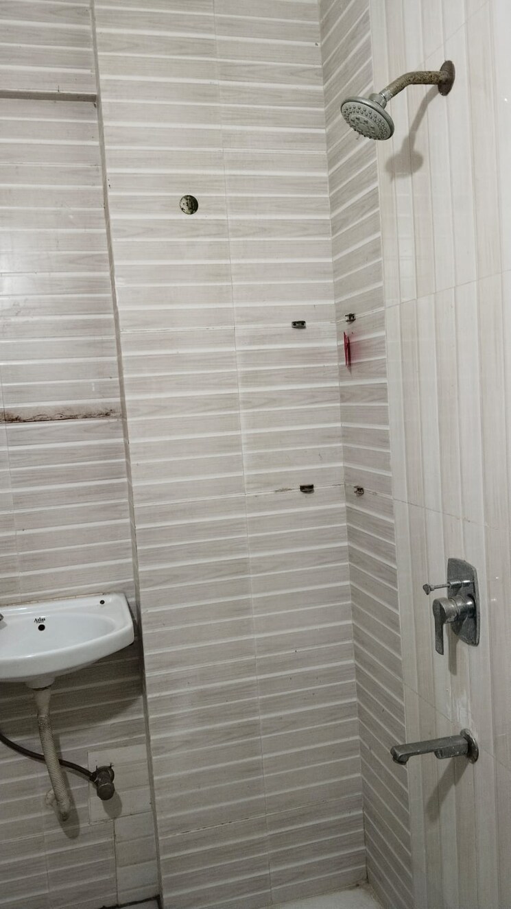 Bathroom, krishna-residency-kopar-khairane 2 Bedroom 1200 Sq.Ft. Apartment In Kopar Khairane Navi Mumbai 8733028