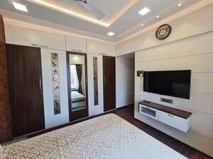 Master Bedroom in 2 BHK Apartment at Siddhivinayak Vastu, Chinchpokli – for Sale