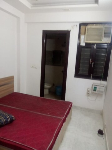 Master Bedroom in 2 BHK Builder Floor at Sun Homes, Shakti Khand Iii – for Sale