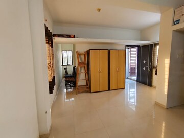 Room in 4 BHK Independent House at Waghodia Road – for Sale