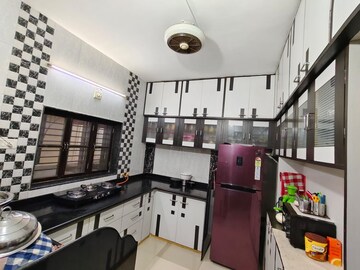 Team Area in 4 BHK Independent House at Waghodia Road – for Sale