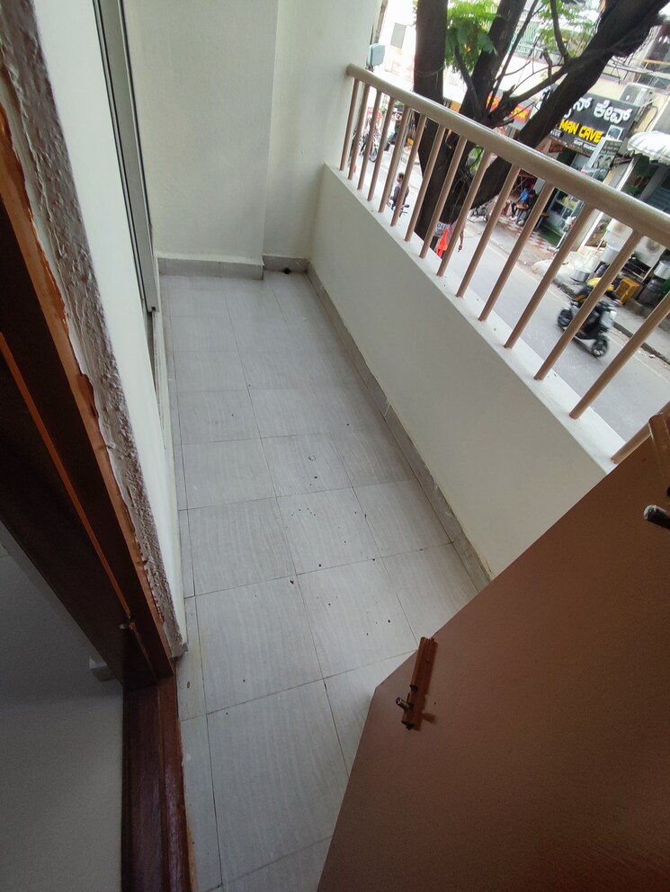 Balcony, agrahara 2 Bedroom 1200 Sq.Ft. Builder Floor In Agrahara Bangalore 8733204