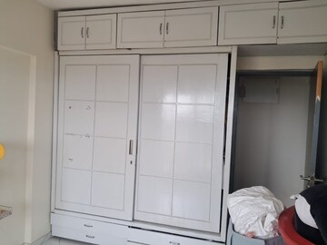 Room in 3 BHK Apartment at Ruparel Orion, Chembur – for Rent