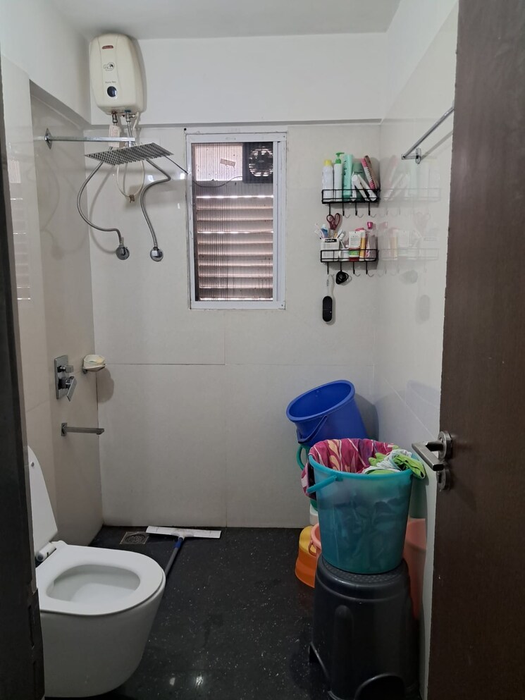 Bathroom, ruparel-orion 3 Bedroom 1430 Sq.Ft. Apartment In Chembur Mumbai 8733096