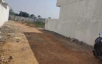 Plot For Sale in Laxman Vihar Phase 2