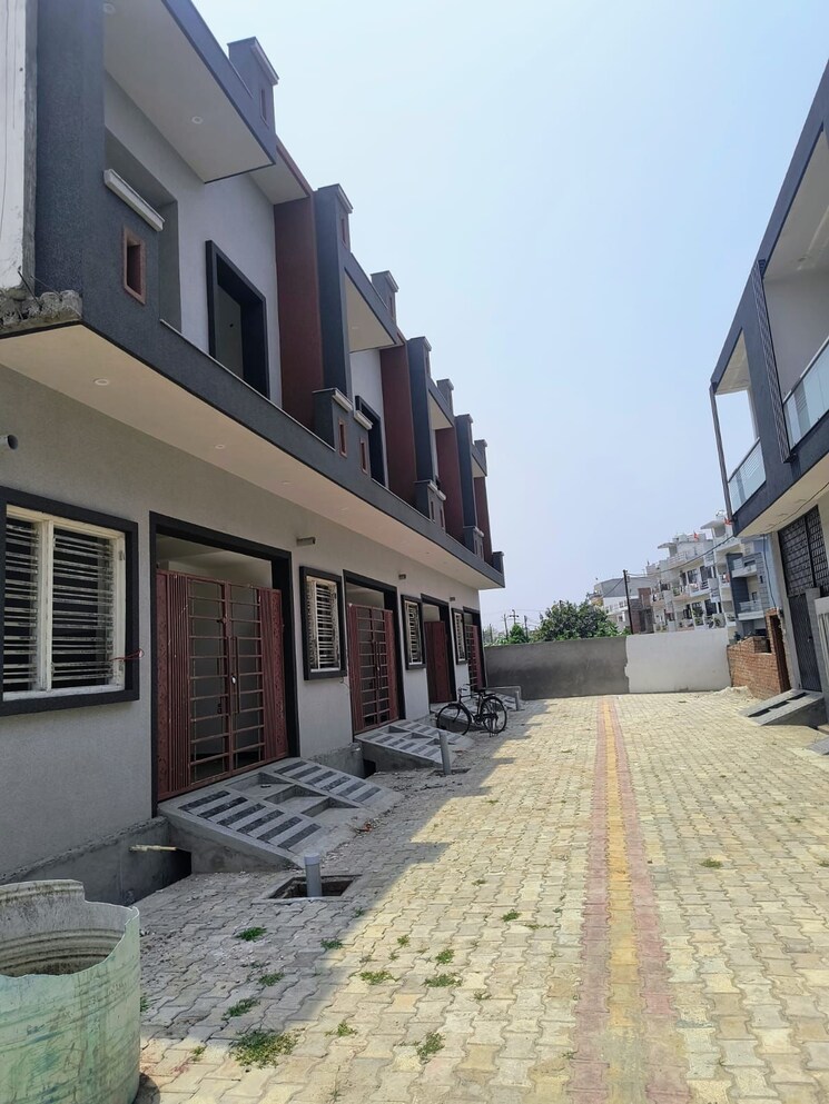 Exterior View, modipuram bypass 3.5 Bedroom 108 Sq.Yd. Independent House In Modipuram Bypass Meerut 8733205