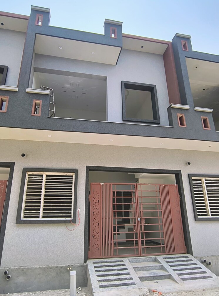 Exterior View, modipuram bypass 3.5 Bedroom 108 Sq.Yd. Independent House In Modipuram Bypass Meerut 8733205