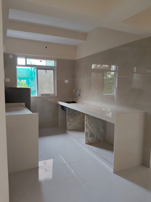 2 BHK Apartment For Rent in UK Iridium