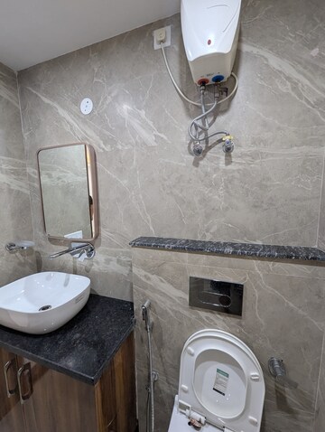 Bathroom in 3 BHK Builder Floor at Ardee Mall, Sector 52 – for Rent