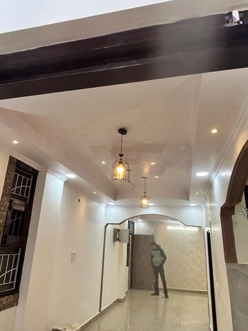 Furnished Amenities in 2 BHK Builder Floor at Maya Homes, Indrapuram – for Rent