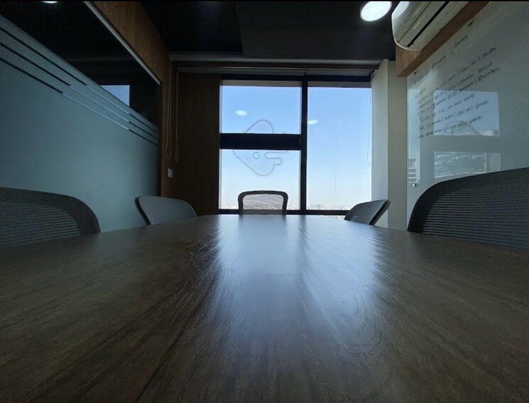 Team Area, ambli Commercial Office Space 915 Sq.Ft. In Ambli Ahmedabad 8733201