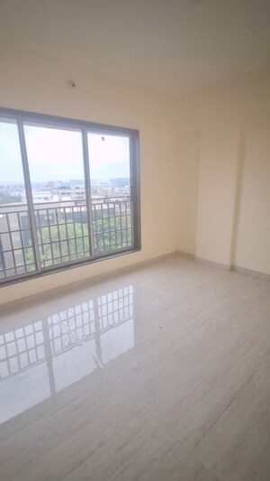 Room in 1 BHK Apartment at Kalina – for Sale