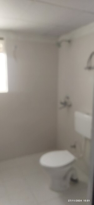 Room in 3.5 BHK Builder Floor at Sector 21d – for Sale