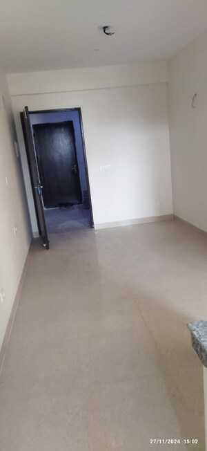 Room in 3.5 BHK Builder Floor at Sector 21d – for Sale